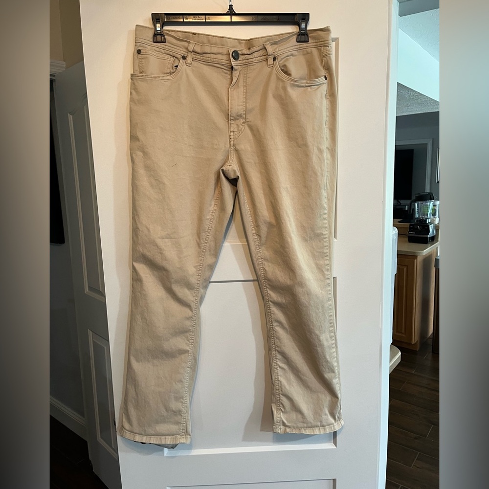 Hart Schaffner Marx Beige Pants